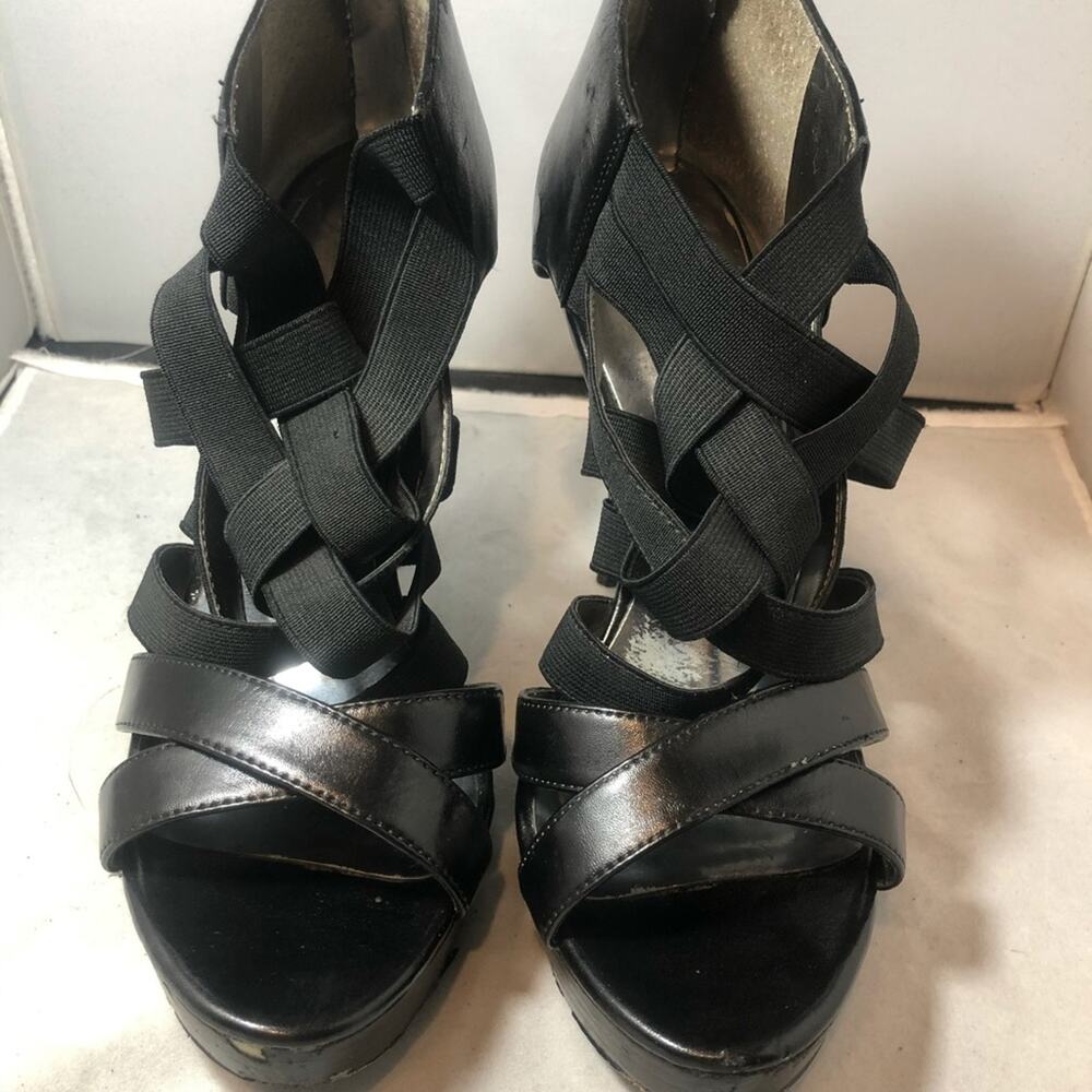 Carlos by Carlos Santana Black Leather Entice Bandage Caged Heels Size 9